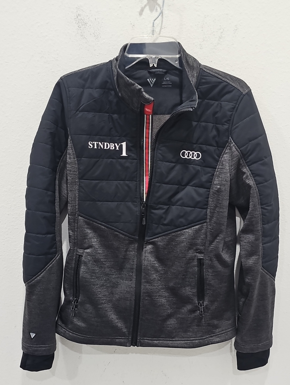 Levelwear x Audi Men’s Quilted Jacket – Black/Gray – Size L Audi rings Logo